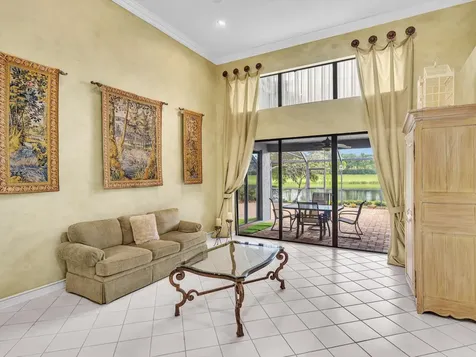 10122 Spyglass Way Boca Raton FL 33498