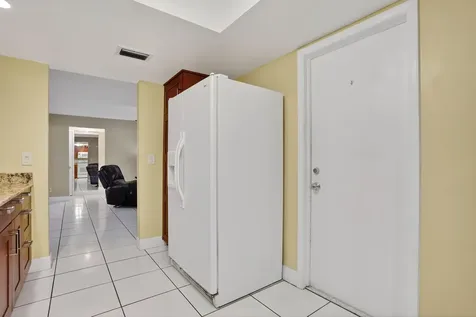 161 Nw 24th Court Pompano Beach FL 33064