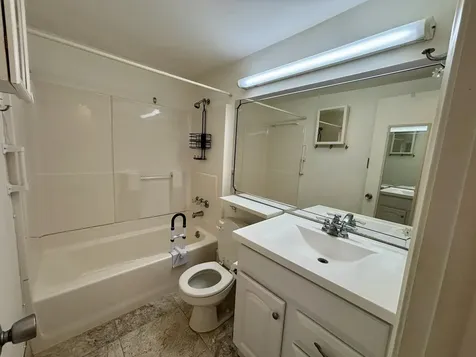 150 Easthampton G West Palm Beach FL 33417
