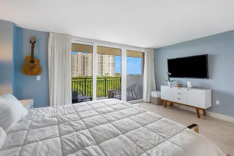 3908 S Ocean Boulevard Highland Beach FL 33487