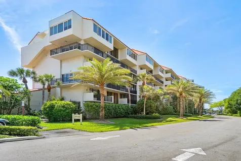 3908 S Ocean Boulevard Highland Beach FL 33487
