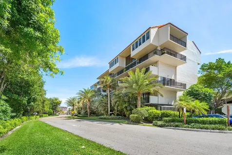 3908 S Ocean Boulevard Highland Beach FL 33487