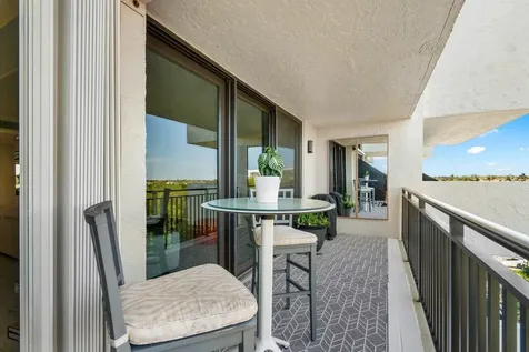 3908 S Ocean Boulevard Highland Beach FL 33487