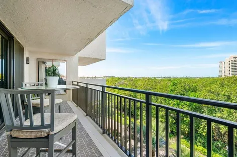 3908 S Ocean Boulevard Highland Beach FL 33487