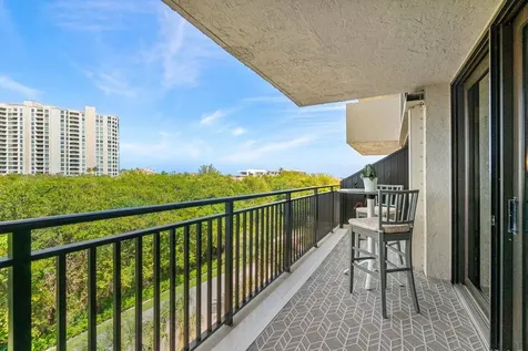 3908 S Ocean Boulevard Highland Beach FL 33487