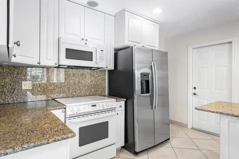 480 Nw 11th Avenue Boca Raton FL 33486