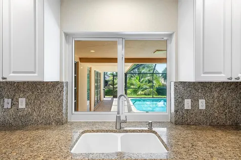 480 Nw 11th Avenue Boca Raton FL 33486