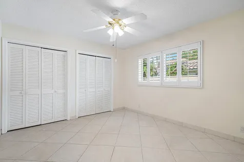 480 Nw 11th Avenue Boca Raton FL 33486