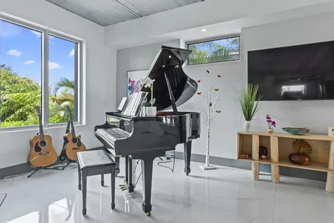 2814 N Flagler Drive West Palm Beach FL 33407