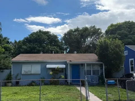 628 49th Street West Palm Beach FL 33407