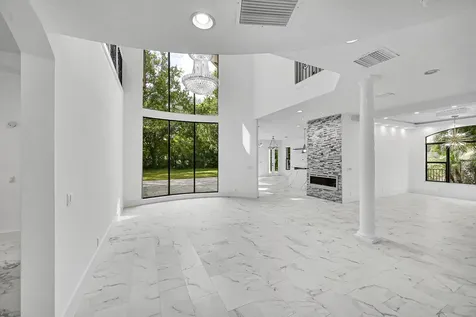 10404 Trianon Place Wellington FL 33449