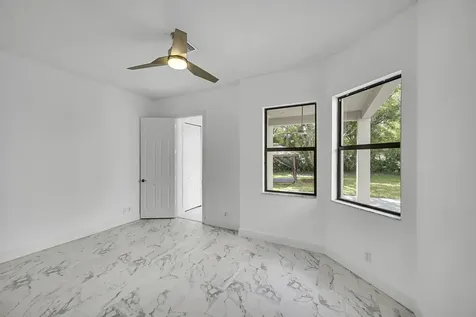 10404 Trianon Place Wellington FL 33449