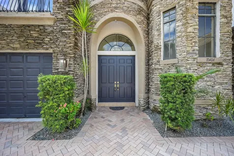 10404 Trianon Place Wellington FL 33449