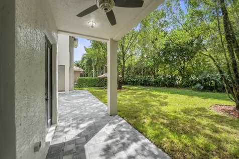 10404 Trianon Place Wellington FL 33449