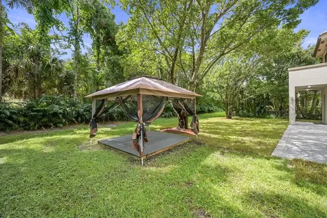 10404 Trianon Place Wellington FL 33449