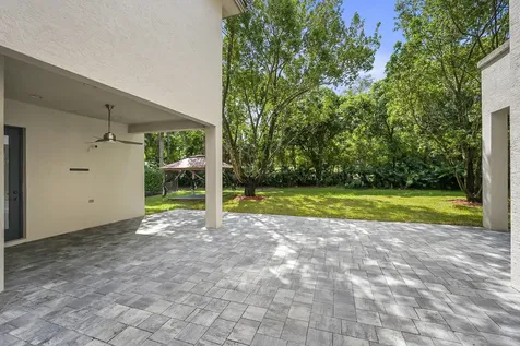 10404 Trianon Place Wellington FL 33449