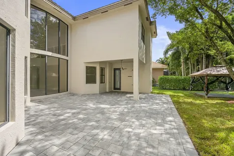 10404 Trianon Place Wellington FL 33449