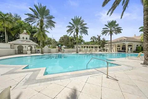 10404 Trianon Place Wellington FL 33449