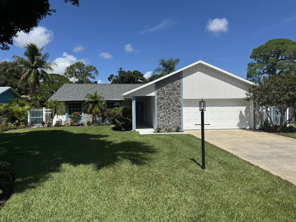 2900 21st Lane Vero Beach FL 32960