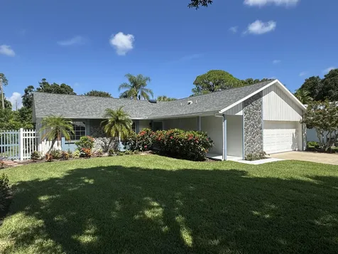 2900 21st Lane Vero Beach FL 32960