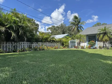 2900 21st Lane Vero Beach FL 32960