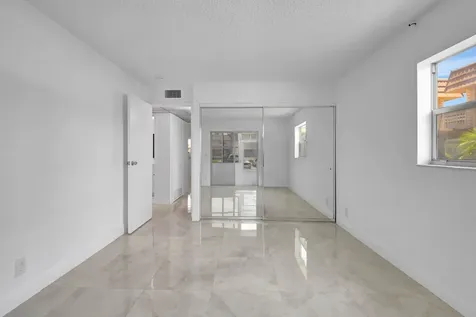 21 Brittany A Court Delray Beach FL 33446