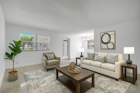 21 Brittany A Court Delray Beach FL 33446
