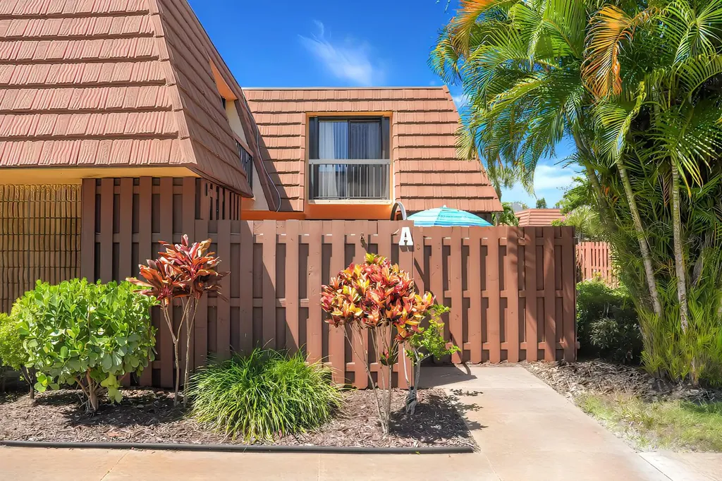 825 Center Street Jupiter FL 33458