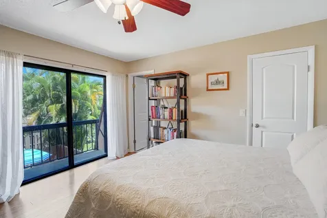 825 Center Street Jupiter FL 33458