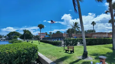 825 Center Street Jupiter FL 33458