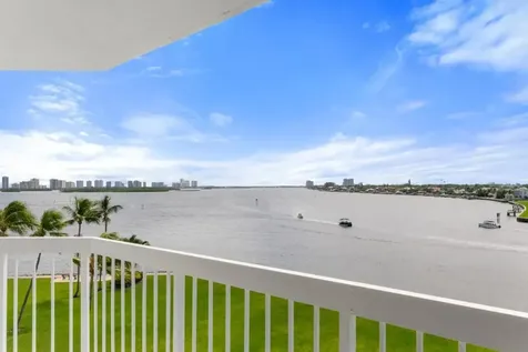 115 Lakeshore Drive North Palm Beach FL 33408