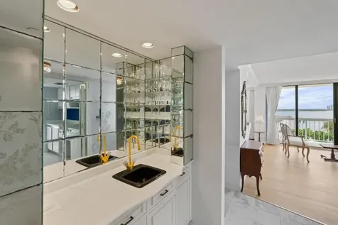 115 Lakeshore Drive North Palm Beach FL 33408