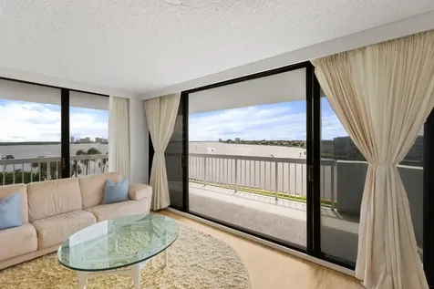 115 Lakeshore Drive North Palm Beach FL 33408