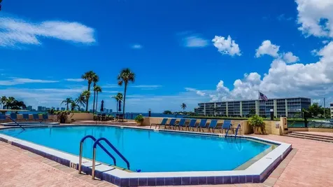115 Lakeshore Drive North Palm Beach FL 33408