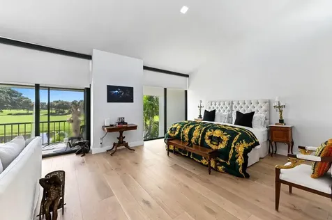 1924 Presidential Way West Palm Beach FL 33401