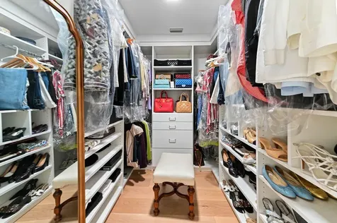 1924 Presidential Way West Palm Beach FL 33401