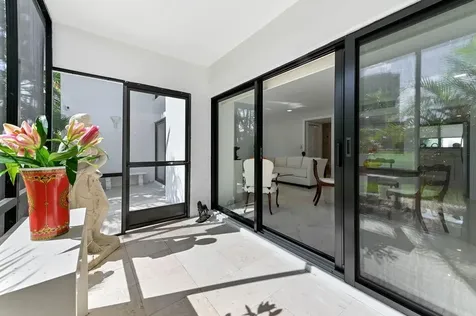 1924 Presidential Way West Palm Beach FL 33401