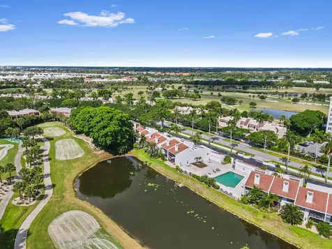 1924 Presidential Way West Palm Beach FL 33401