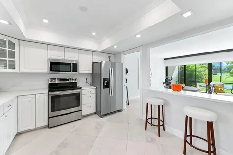 1924 Presidential Way West Palm Beach FL 33401