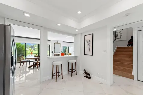 1924 Presidential Way West Palm Beach FL 33401