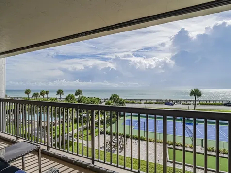 4141 Ocean Drive Vero Beach FL 32963