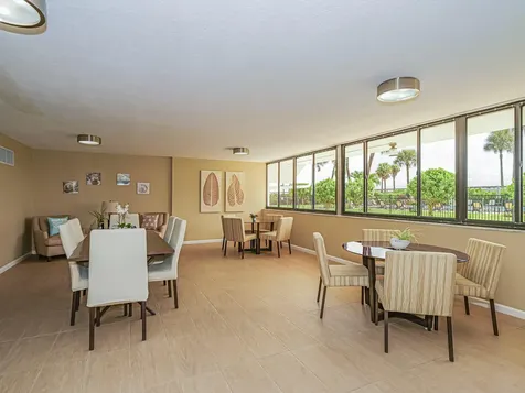4141 Ocean Drive Vero Beach FL 32963