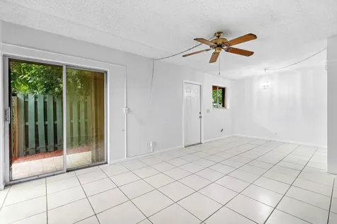 1876 Fairview Villas Drive Palm Springs FL 33406