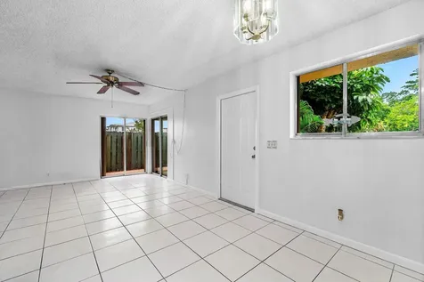 1876 Fairview Villas Drive Palm Springs FL 33406