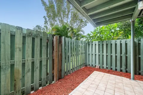 1876 Fairview Villas Drive Palm Springs FL 33406