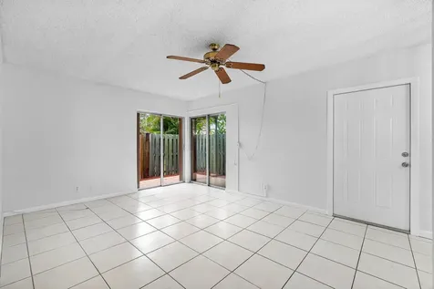 1876 Fairview Villas Drive Palm Springs FL 33406