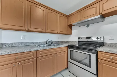 700 Village Green Court Palm Springs FL 33461