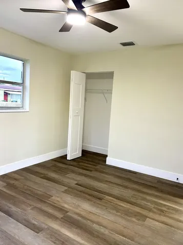 1210 W 26th Court Riviera Beach FL 33404