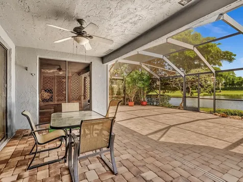 10122 Spyglass Way Boca Raton FL 33498