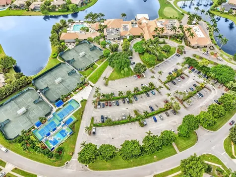 10122 Spyglass Way Boca Raton FL 33498